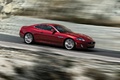 Jaguar XKR rouge 3/4 avant droit filé penché