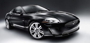 Jaguar XKR statique 1