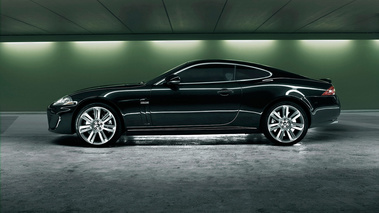 Jaguar XKR statique 2