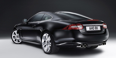 Jaguar XKR statique 3