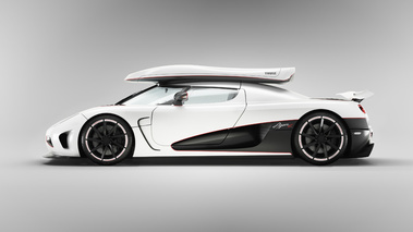 Koenigsegg Agera R - blanche - profil