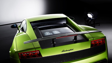 Gallardo LP 570-4 Superleggera - verte - détail, capot arrière