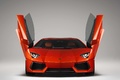 Lamborghini Aventador LP700-4 rouge face avant portes ouvertes