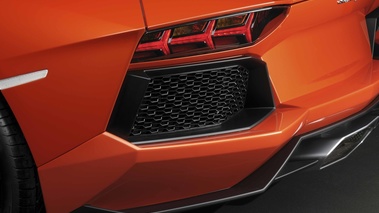 Lamborghini Aventador LP700-4 rouge feu arrière