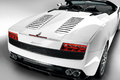 Lamborghini Gallardo LP560-4 Spyder blanc 3/4 arrière droit coupé