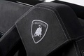 Lamborghini Gallardo LP570-4 Spyder Perfmante blanc logo siège
