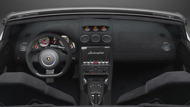 Lamborghini Gallardo LP570-4 Spyder Performante - blanche - habitacle