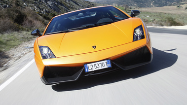 Lamborghini Gallardo LP570-4 Superleggera orange face avant travelling penché