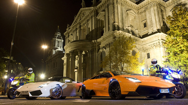 Lamborghini Murcielago & Gallardo - lancement calendrier Pirelli