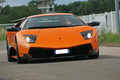 Lamborghini Murcielago LP670-4 SV orange 3/4 avant droit