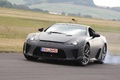 Lexus LF-A noir mate 3/4 avant droit drift penché