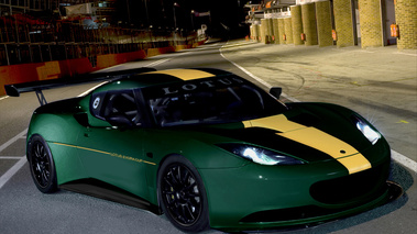 Lotus Evora Cup - verte - 3/4 avant droit