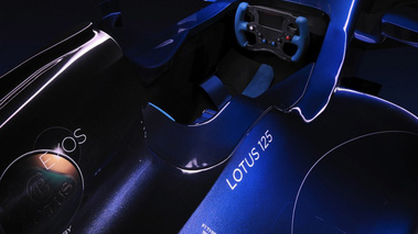 Lotus Exos Type 125 - cockpit