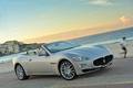 Maserati GranCabrio gris 3/4 avant droit penché