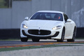 Maserati GranTurismo MC Stradale blanc 3/4 avant gauche 2