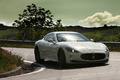 Maserati GranTurismo S blanc 3/4 avant droit 