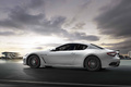 Maserati GranTurismo Stradale - blanc - profil