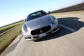 Maserati Quattroporte Sport GT S gris face avant travelling penché