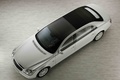 Maybach 62S Landaulet blanc 3/4 avant gauche vue de haut