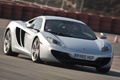 McLaren MP4-12C gris 3/4 avant droit penché