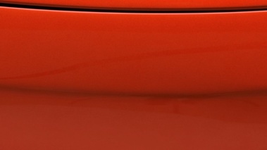 McLaren MP4-12C - Orange - détail, logo McLaren
