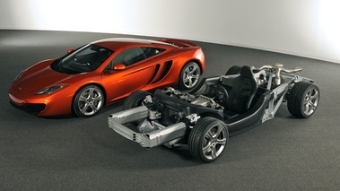 MP4-12C and Rolling chassis