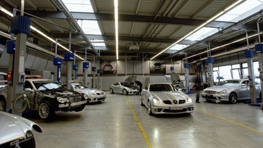 AMG Performance Studio 4