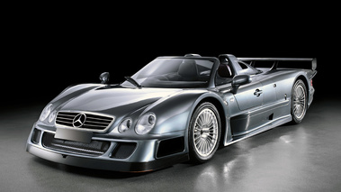 CLK-GTR - noire - 3/4 avant droit