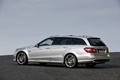 E63 AMG Estate - grise - profil