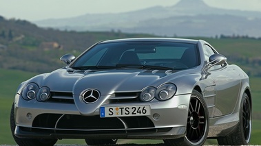 McLaren Mercedes SLR 722 3/4 av