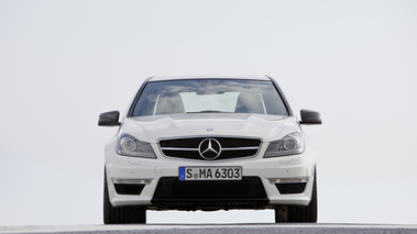 Mercedes C63 AMG - blanche - face avant