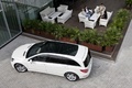 Mercedes Classe R - blanc - supérieur gauche