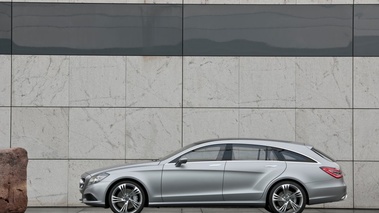 Mercedes CLS Shooting Break - profil