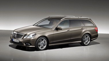 Mercedes E 500 Break 3/4 av