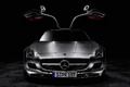 Mercedes SLS AMG gris face avant portes ouvertes 2