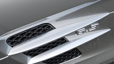 Mercedes SLS AMG gris logo 6.3 2