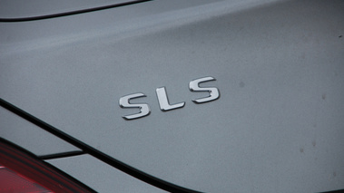 Mercedes SLS AMG gris logo SLS