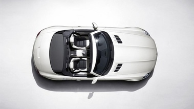 Mercedes SLS AMG roadster - blanc - vu de dessus