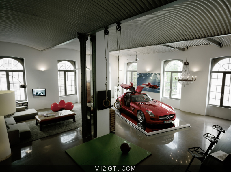 Mercedes Benz SLS Avec Portes Ouvrantes – Spark 1/43 Neuve