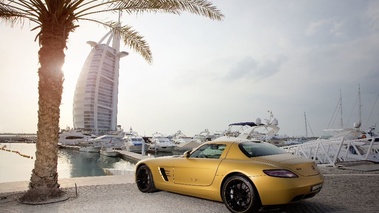 SLS AMG Gold - 3/4 arrière gauche