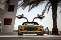SLS AMG Gold - face avant, portes ouvertes