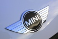 Mini Cooper S Countryman blanc logo coffre 2