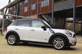 Mini Cooper S Countryman blanc profil penché