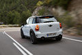 Mini Countryman S - blanc - 3/4 arrière gauche, dynamique