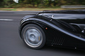 Morgan Aero 8 noir autoroute jante travelling