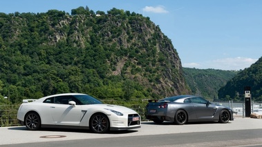 Nissan GT-R 2011 - 2 voitures