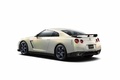 Nissan GTR Egoist blanc 3/4 arrière gauche