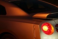 Nissan GTR gris feu arrière