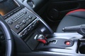 Nissan GTR noir console centrale