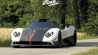 Pagani Zonda Cinque blanc-noir 3-4 av